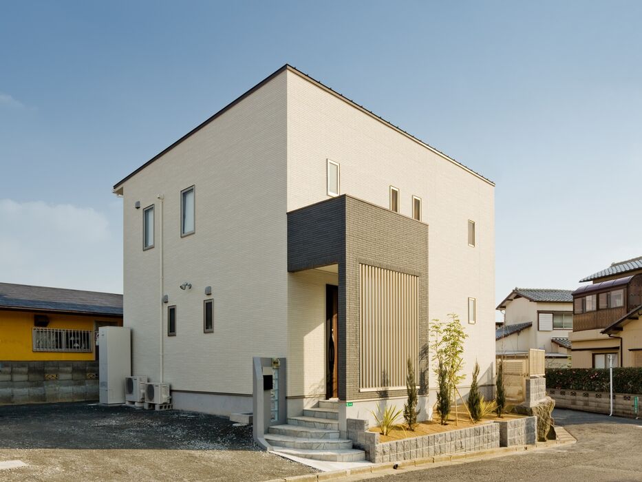 画像3218：【岡垣町】吹き抜けとオープンな階段の注文住宅