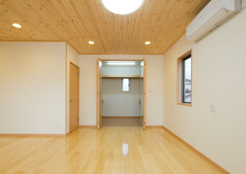 画像3228：【岡垣町】吹き抜けとオープンな階段の注文住宅