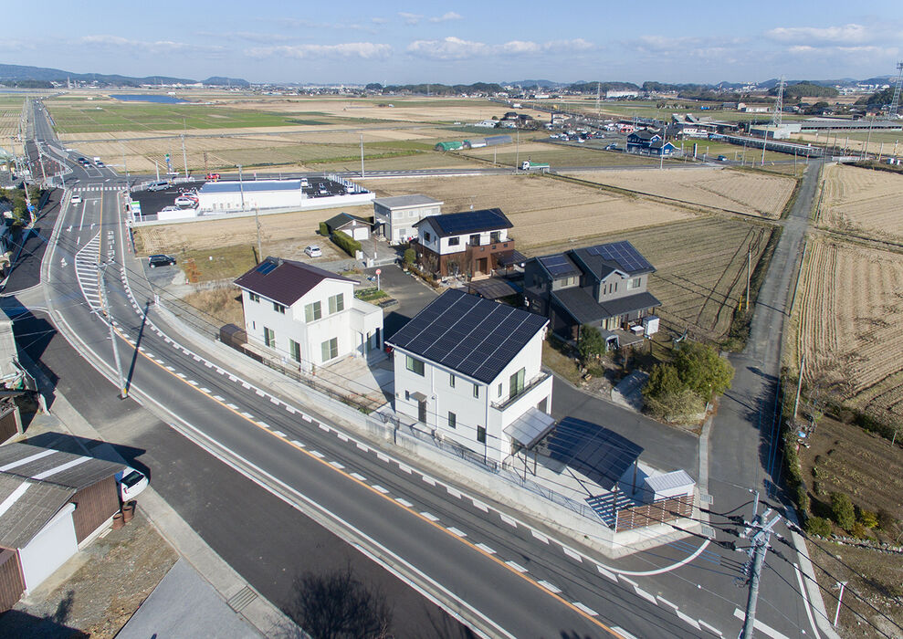 画像3525：【岡垣町】吹き抜けとオープンな階段の注文住宅