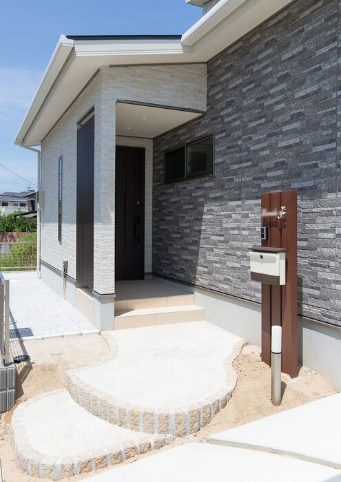 画像3815：【岡垣町】吹き抜けとオープンな階段の注文住宅