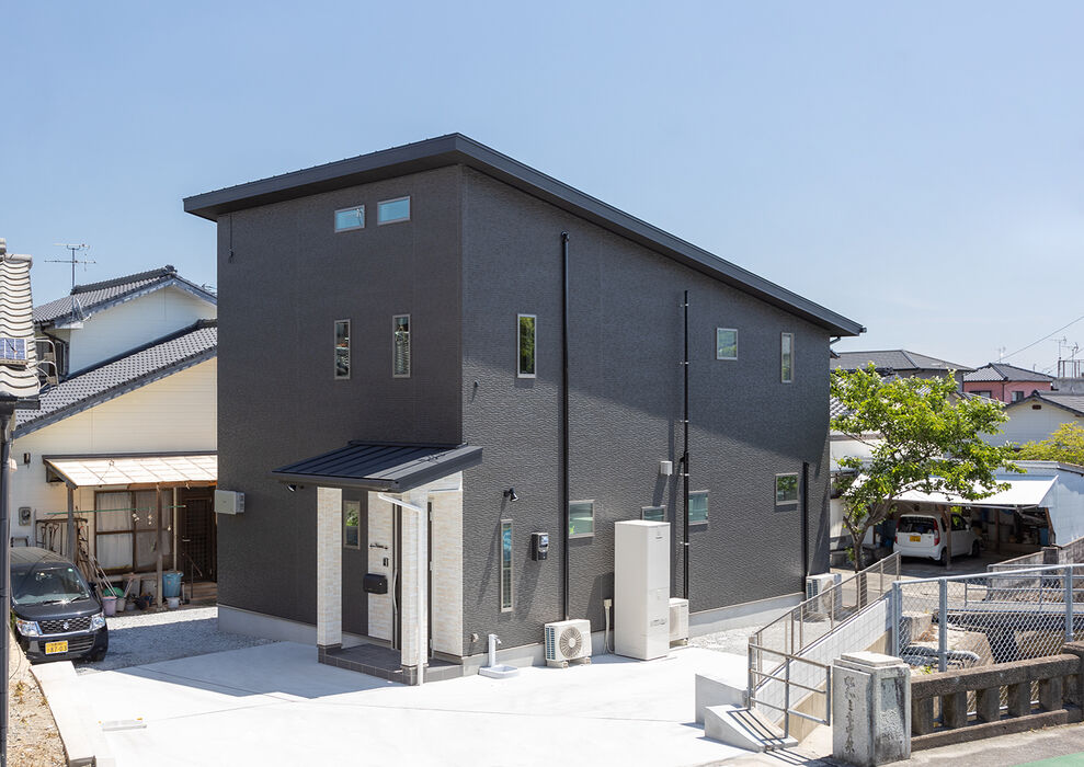 画像4182：【岡垣町】吹き抜けとオープンな階段の注文住宅