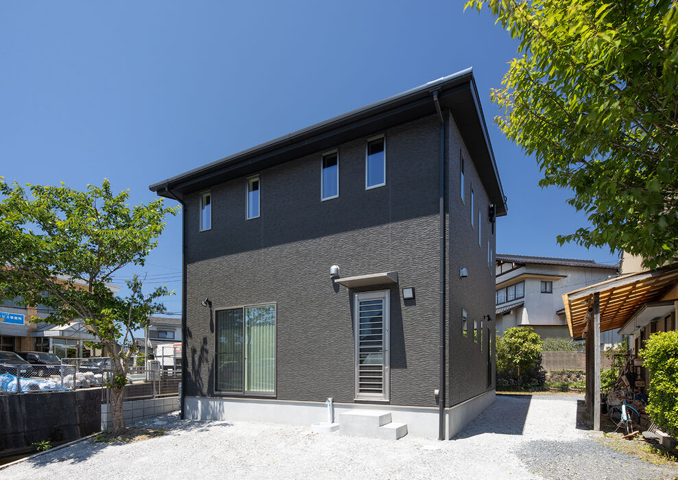 画像4185：【岡垣町】吹き抜けとオープンな階段の注文住宅