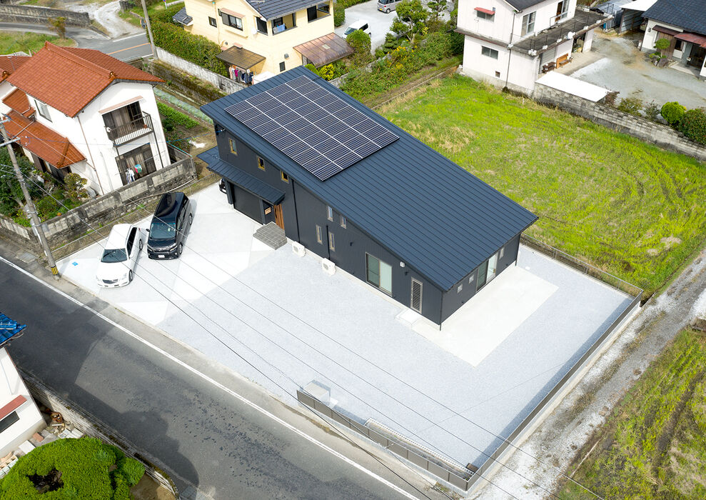 画像4221：【岡垣町】吹き抜けとオープンな階段の注文住宅